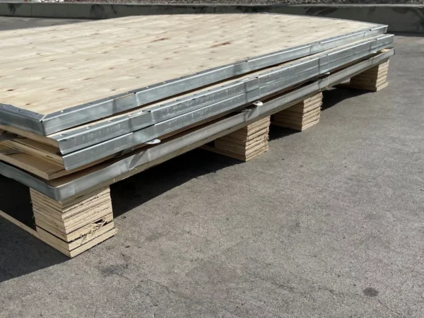 Sandbaggy Collapsible Wood Shipping Crate w/ Pallet (48″x48″x 48″) - Image 5