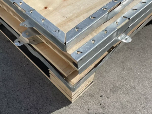 Sandbaggy Collapsible Wood Shipping Crate w/ Pallet (48″x48″x 48″) - Image 8