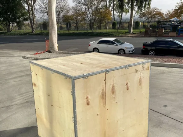Sandbaggy Collapsible Wood Shipping Crate w/ Pallet (48″x48″x 48″) - Image 2