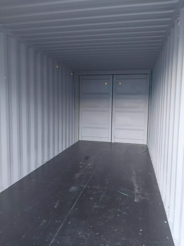 New One-trip 20′ Storage Container with Man Door. Tri Door. - Image 4